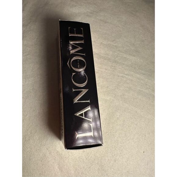 Lancôme Lip Idôle Squalane-12 Butterglow™ Hydrating Lip Balm Color: 60 Million-D - Picture 2 of 5